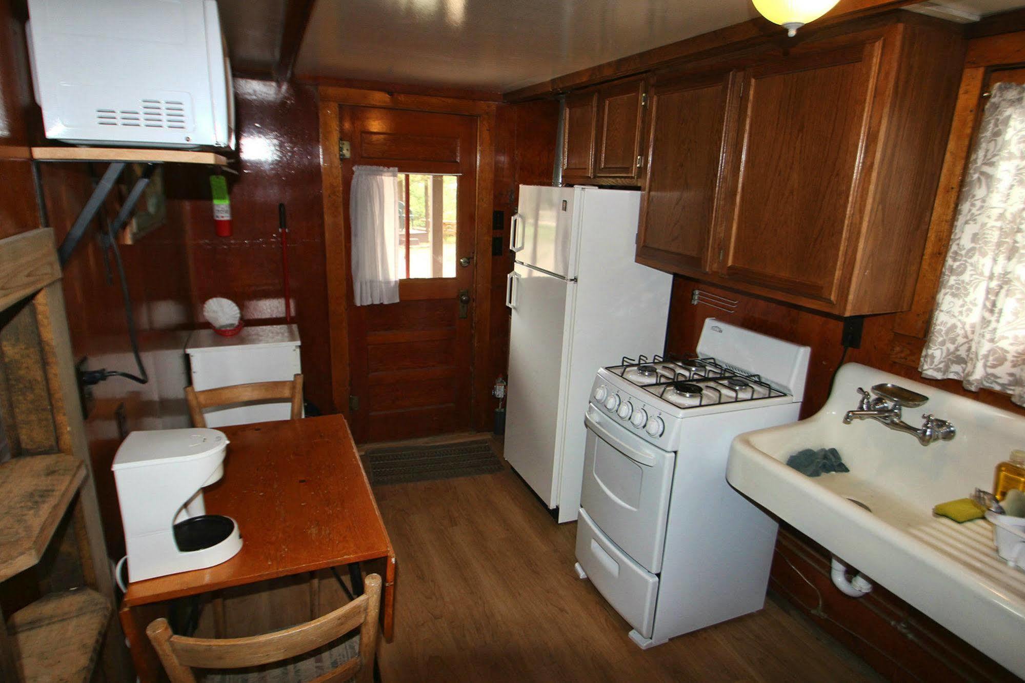 אסטס פארק Tiny Town Cabins מראה חיצוני תמונה